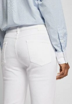 Boss Slim Fit Jeans - Natural -Sneaker a67d205a1e4b4e08b8f255a55c4dd7d6