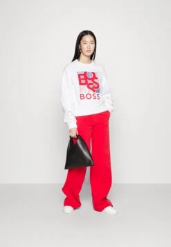 Boss Esinia Boxed - Sweater - White 7 Boss Esinia Boxed - Sweater - White -Sneaker a716af470bc74dd4b67ac5c13fcac34f