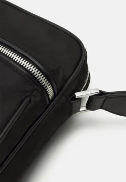 Boss Lennon Zip Unisex - Schoudertas - Black -Sneaker a89f10d6cfc5409896fdb74e2a9dfb8f