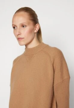 Boss Foltin - Trui - Medium Beige -Sneaker a973c42d7fe845b1ac3b4e258ef40a14