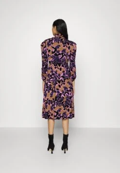 Boss Esabela - Jurk - Open Miscellaneous -Sneaker ab1677e8a36146e2883f7c5ca469784b