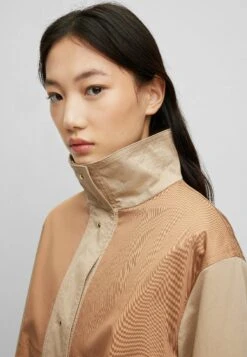 Boss Cowala - Halflange Jas - Beige -Sneaker ac6b829d943147959e246f2395154973