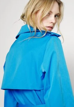 Boss Conry - Trenchcoat - Bright Blue -Sneaker b27b6bbfeead4cbaaa709f50519878ce