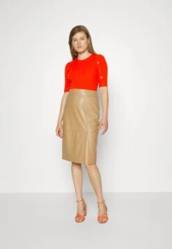 Boss Famistosa - T-Shirt Print - Bright Orange -Sneaker b9320e957d6b4e94b7975741cd523c33