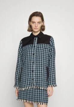 Boss Bamita - Mantel - Black