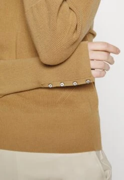 Boss Fatuma - Trui - Medium Beige -Sneaker bd3adce868804c5b9b5bc625cfbba799