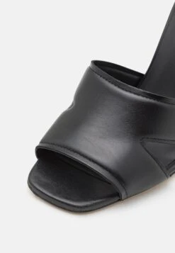 Boss Aleya - Sandalen - Black 13 Boss Aleya - Sandalen - Black -Sneaker be6684e0566348edaa48ea22020877d0