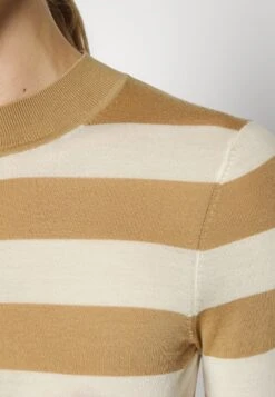 Boss Faleenas - Trui - Beige -Sneaker c34f2adfb93b4f8993c7295361e29596