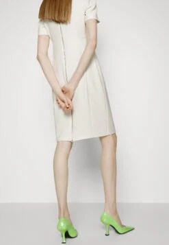 Boss V-Neck Business Dress With Short Sleeves And Full Length Zipper At The Back - Etui-Jurk - Open White -Sneaker c409a40a5e954629813e1580e0e638ec