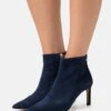 Boss Janet- Korte Laarzen - Dark Blue