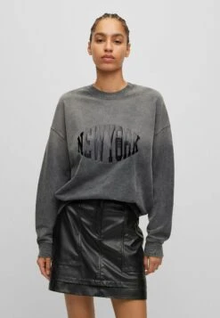 Boss C Elaslogan Town - Sweater - Dunkelgrau Zwei