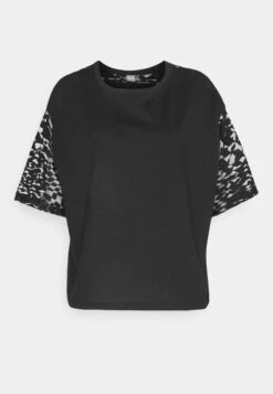 Boss Eburda - T-Shirt Print - Black -Sneaker d9633a7a0e5a40ed81a8d1862ea0b6f7